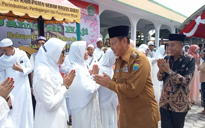 Tiba di SBB, Jamaah Haji disambut Pj. Bupati Dan Forkopimda